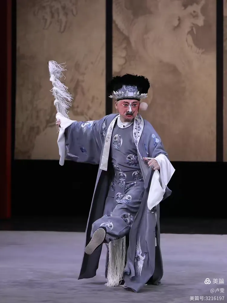 驹,孙伟导演:陈金山操琴:张纪华司鼓:金正明潘梓健 饰演 王伯燕郝帅